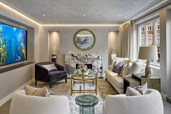 Discover the Perfection of a Turnkey Knightsbridge Residence: Immerse in Elegance and Luxury, Adorned with Bespoke Interior-Designed Furnishing