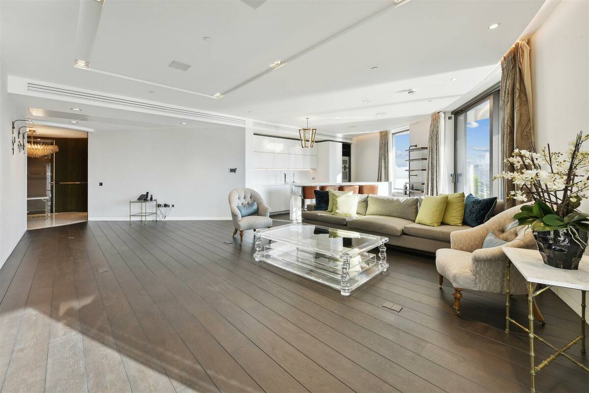 Photo #7 of the Millbank, Riverwalk, SW1P