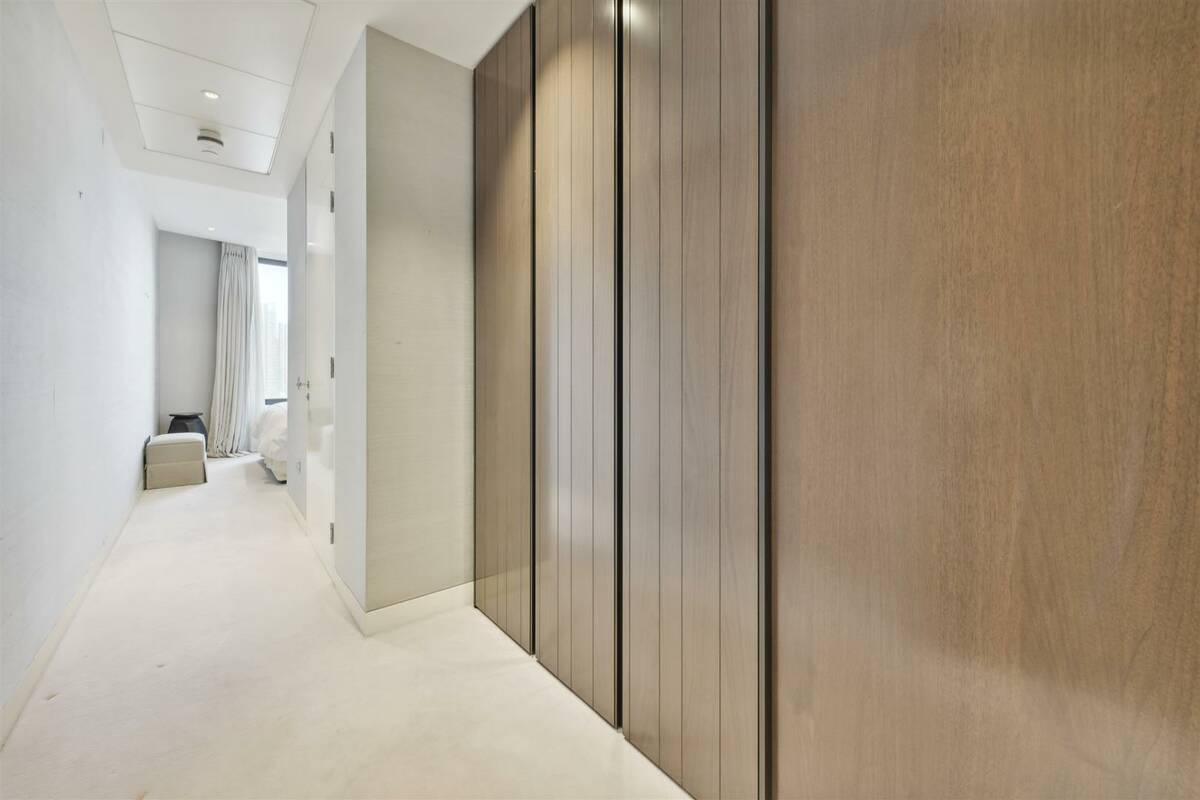 Photo #15 of the Millbank, Riverwalk, SW1P