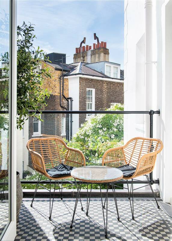 Photo #10 of the Prince Of Wales Terrace, London, W8