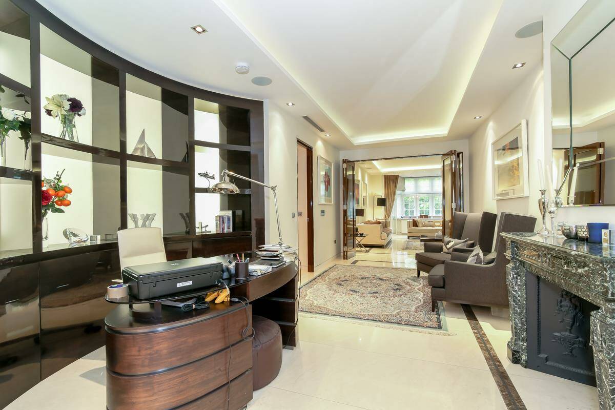 Photo #4 of the Knightsbridge, Parkside Knightsbridge, SW1X