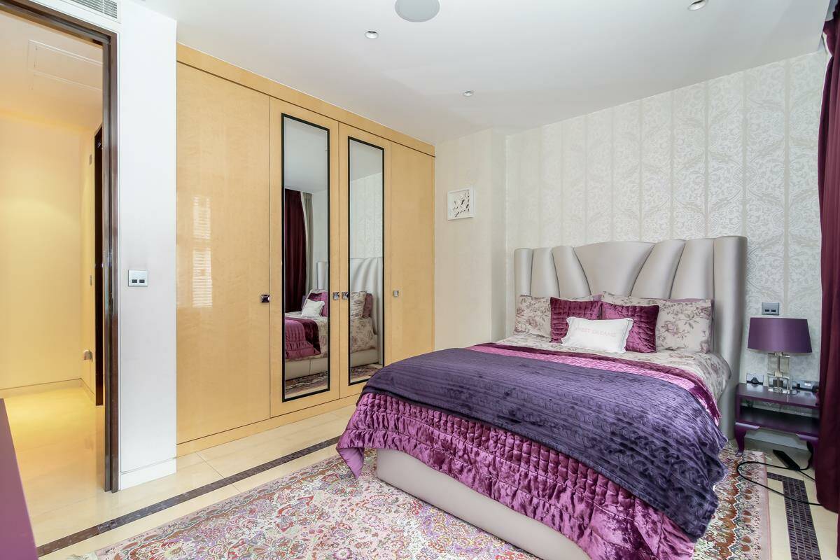 Photo #13 of the Knightsbridge, Parkside Knightsbridge, SW1X