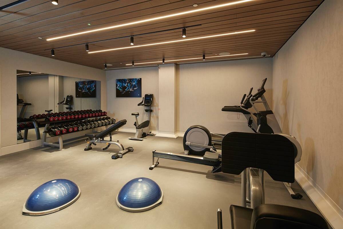 Photo #10 of the Ashburn Place, Gloucester Park Apartments Ashburn Place, SW7