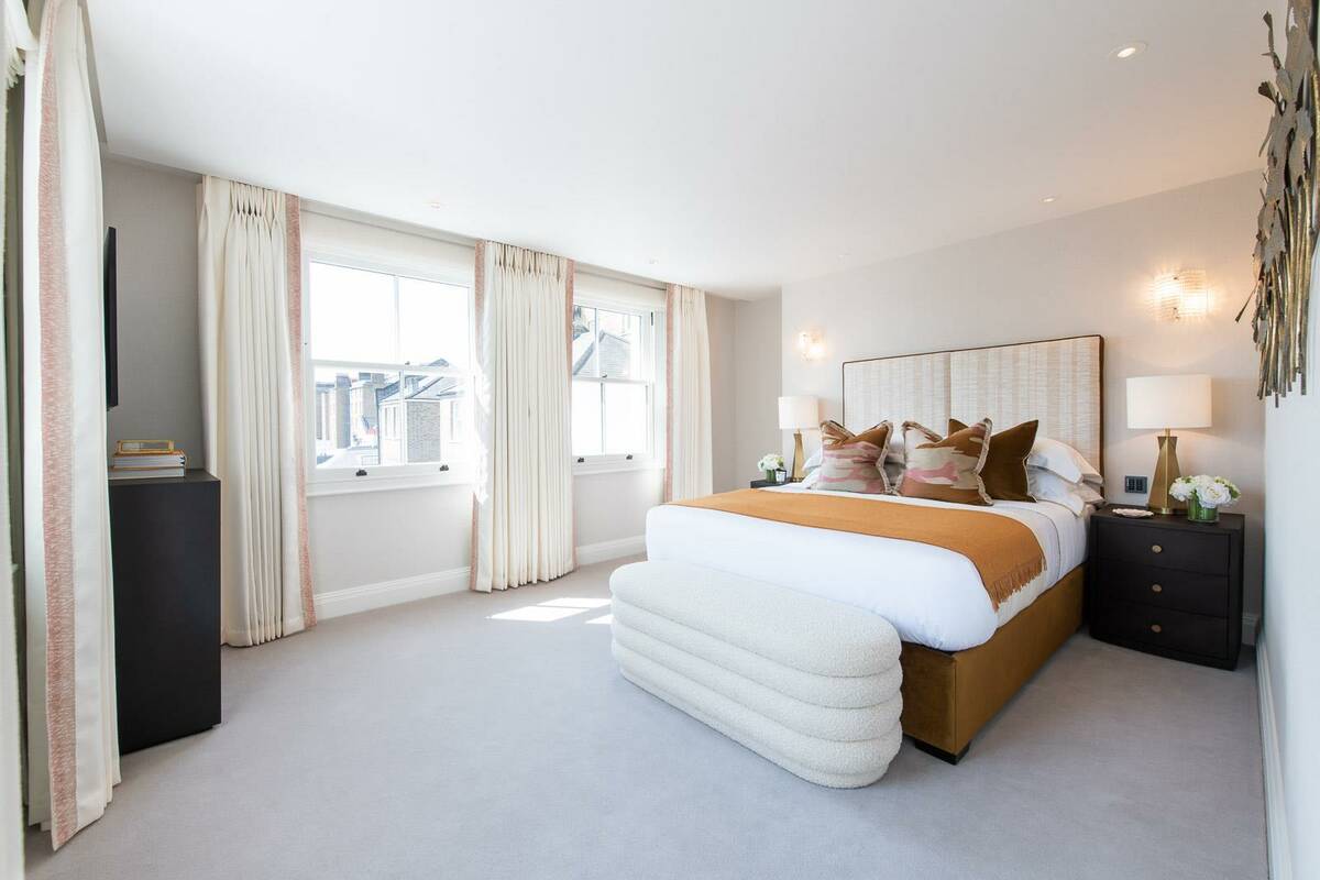 Photo #17 of the Prince Of Wales Terrace, London, W8