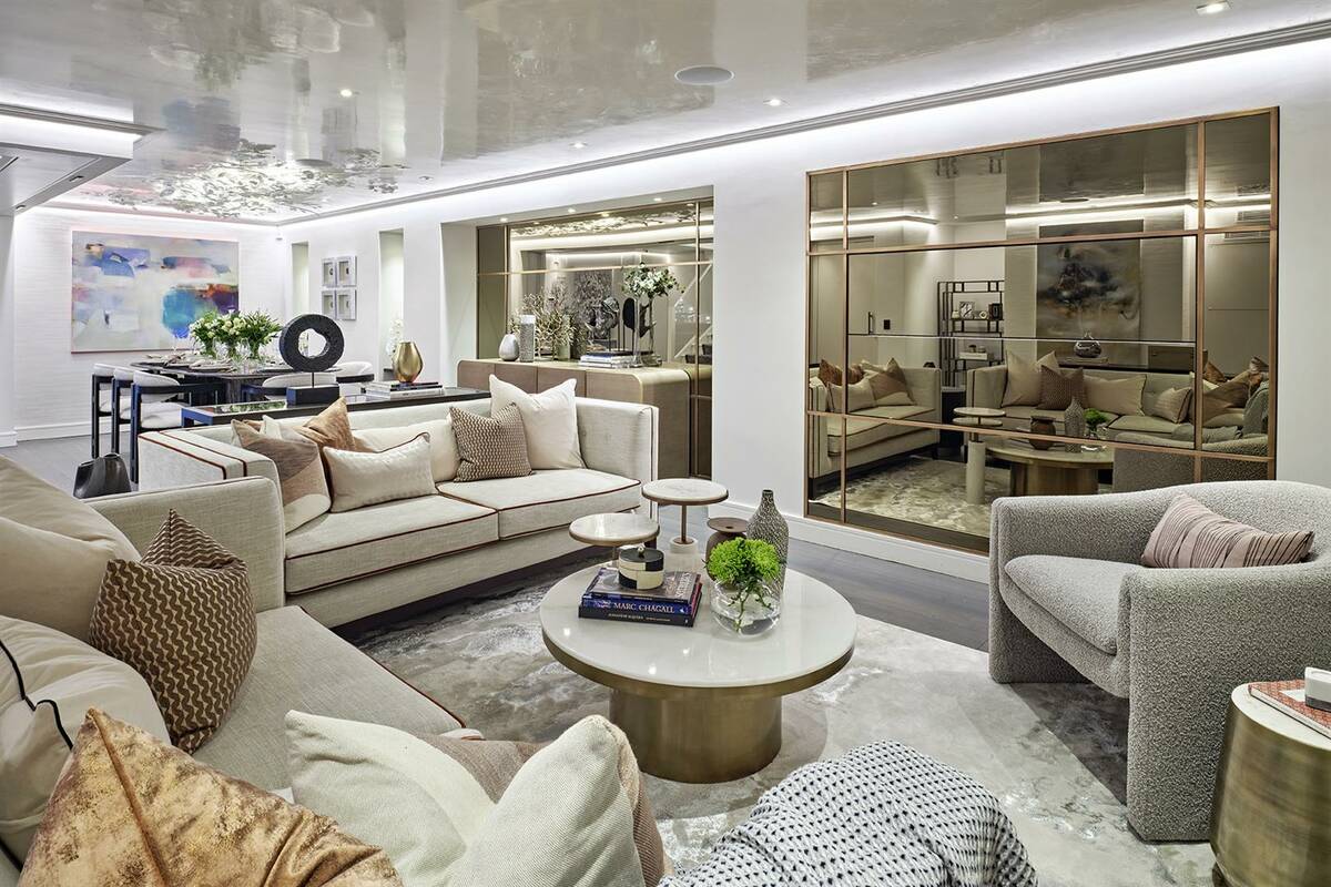 Photo #5 of the Herbert Crescent, London, SW1X