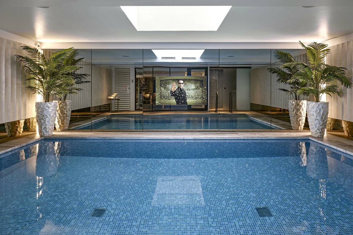 Photo #15 of the Herbert Crescent, London, SW1X