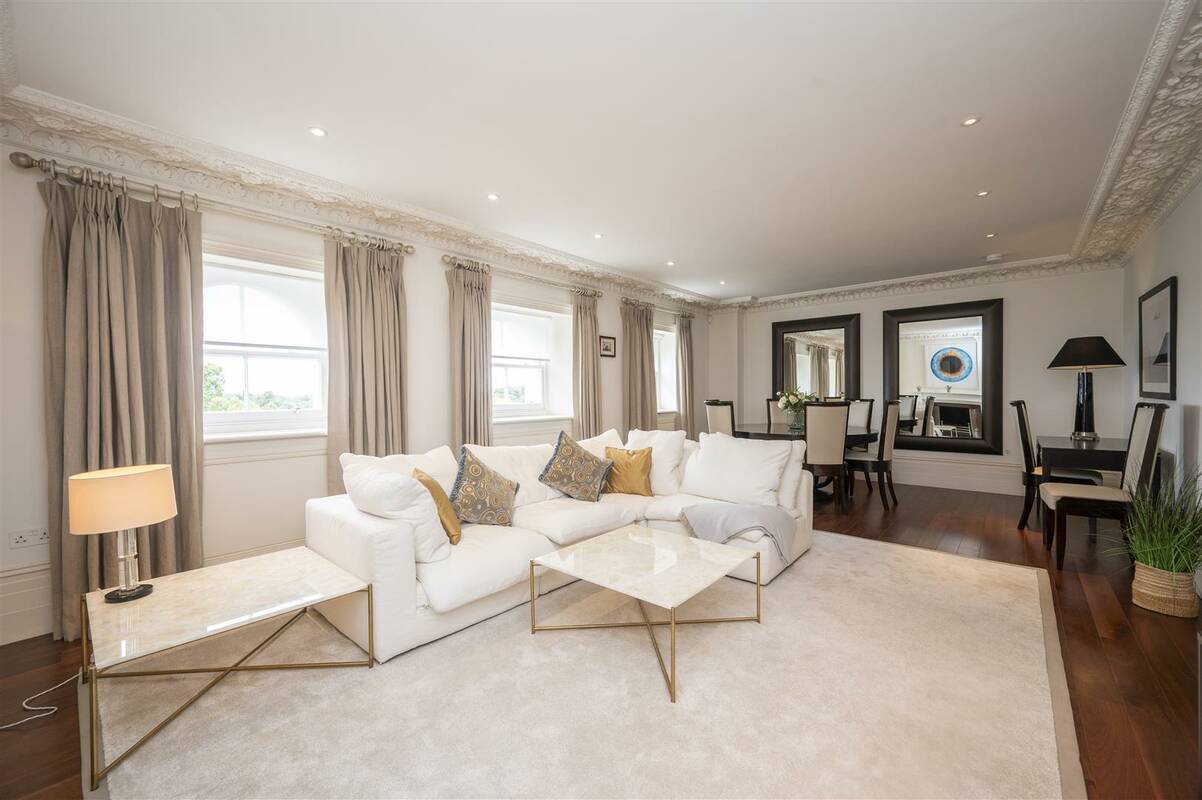 Photo #5 of the Lancaster Gate, London, W2