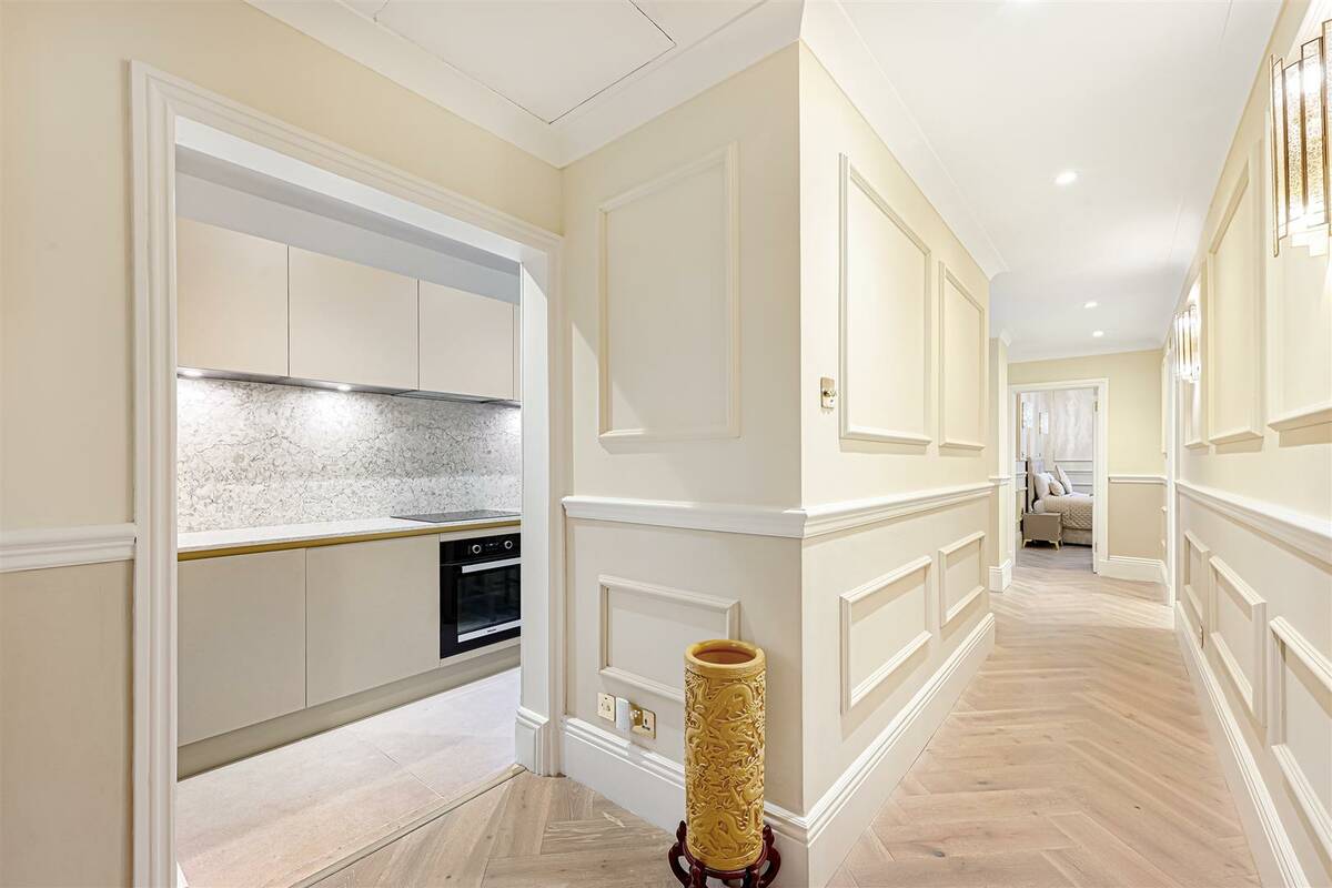 Photo #3 of the Hans Road, London, SW3