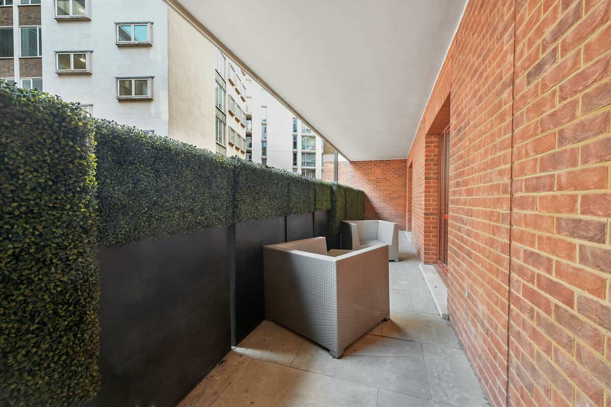 Photo #17 of the Lancelot Place, London, SW7