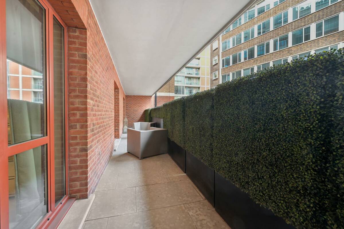 Photo #19 of the Lancelot Place, London, SW7