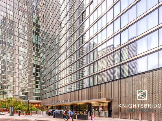 Photo #3 of Landmark Square, Canary Wharf, E14
