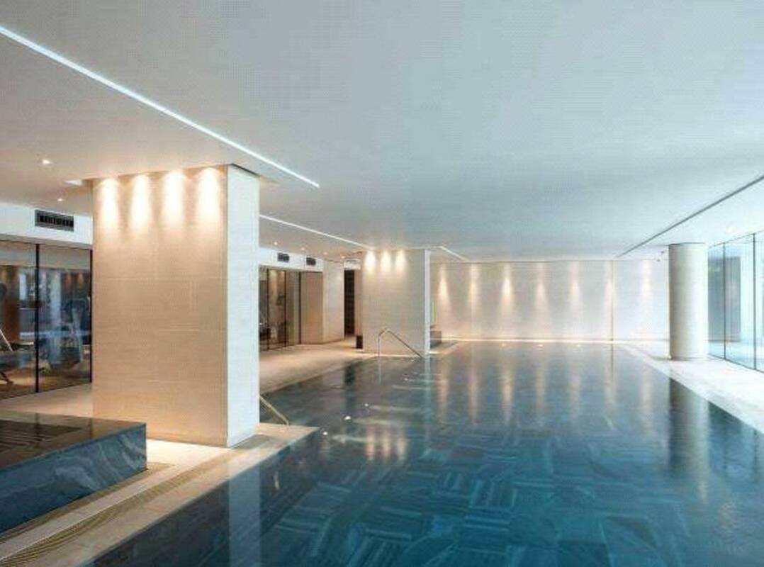 Photo #5 of the Knightsbridge, The Knightsbridge Apartments, SW7