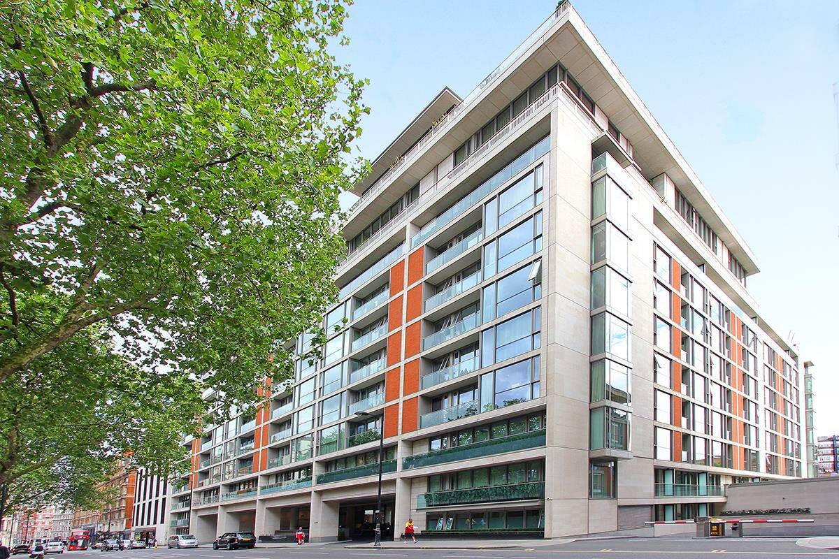 Photo #16 of the Knightsbridge, The Knightsbridge Apartments, SW7