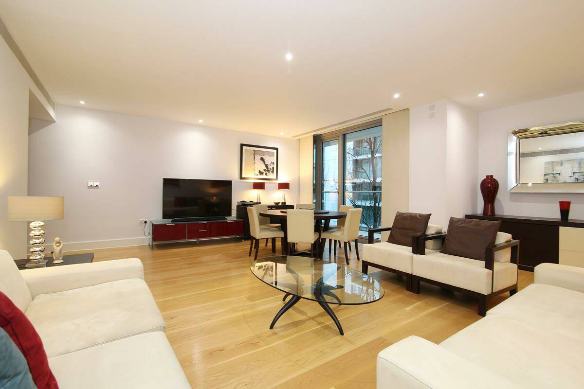 Photo #7 of the Knightsbridge, The Knightsbridge Apartments, SW7
