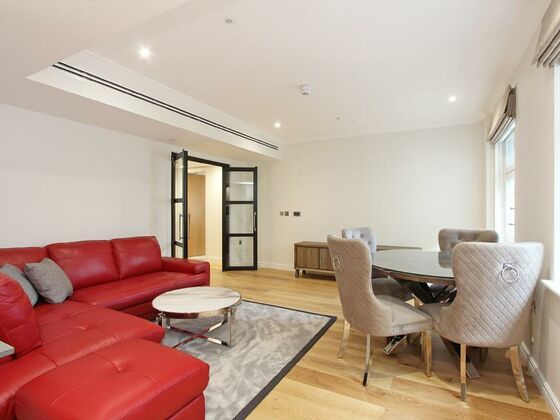 Photo #3 of North Row, London, W1K