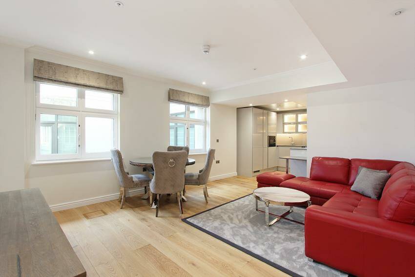Photo #1 of the North Row, London, W1K