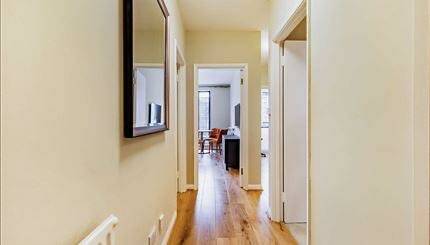 Photo #5 of the Fulham Road, London, SW3