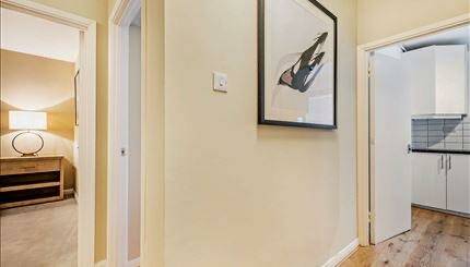 Photo #13 of the Fulham Road, London, SW3