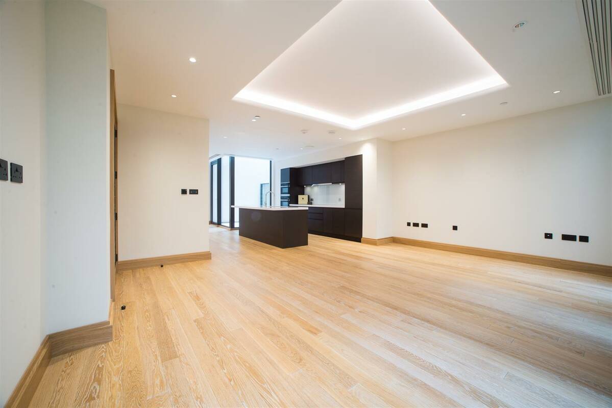 Photo #2 of the John Islip Street, Cleland House, SW1P