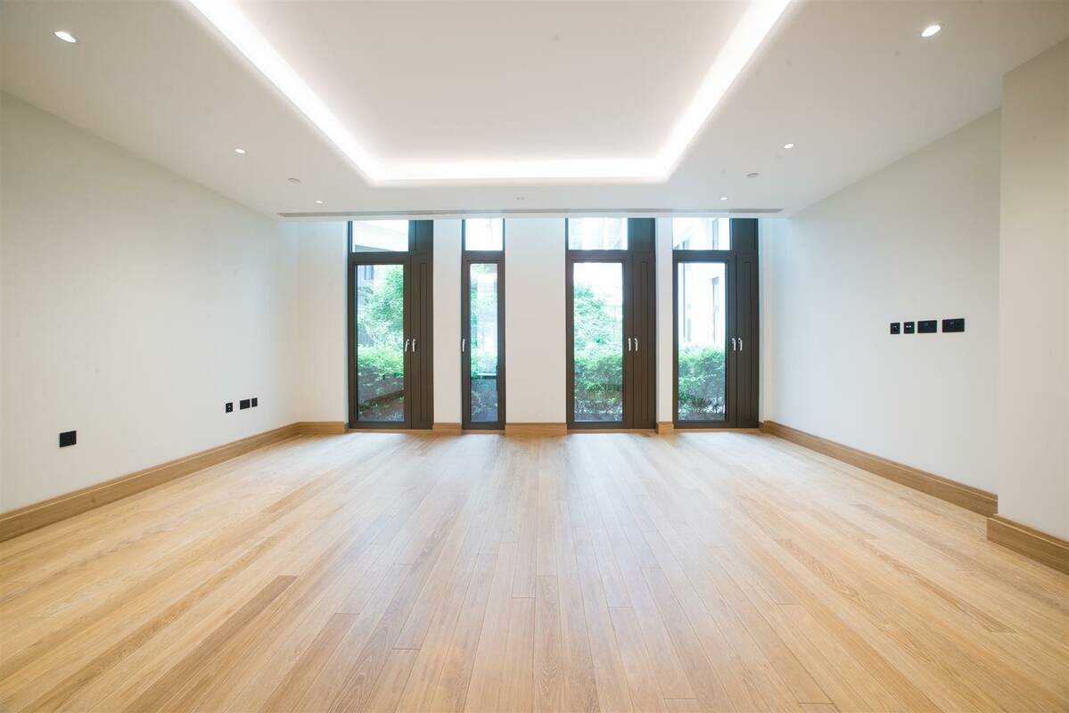 Photo #8 of the John Islip Street, Cleland House, SW1P