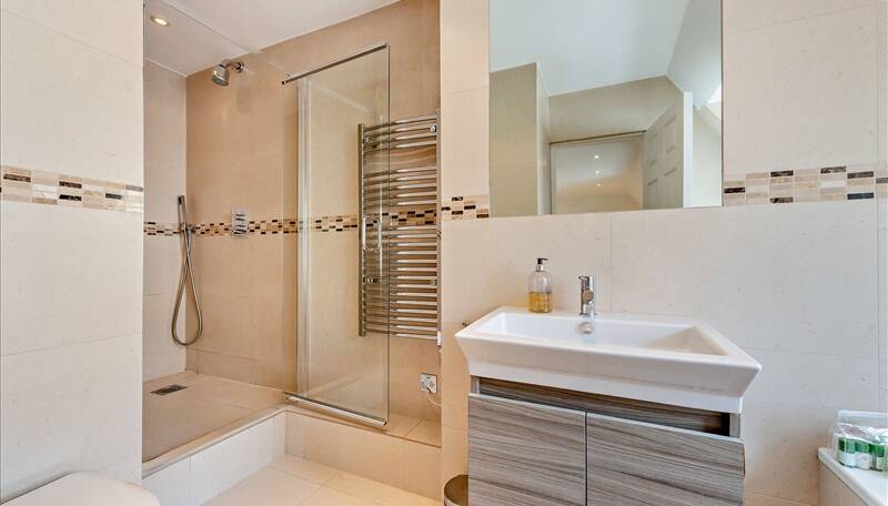 Photo #8 of the Grosvenor Hill, London, W1K