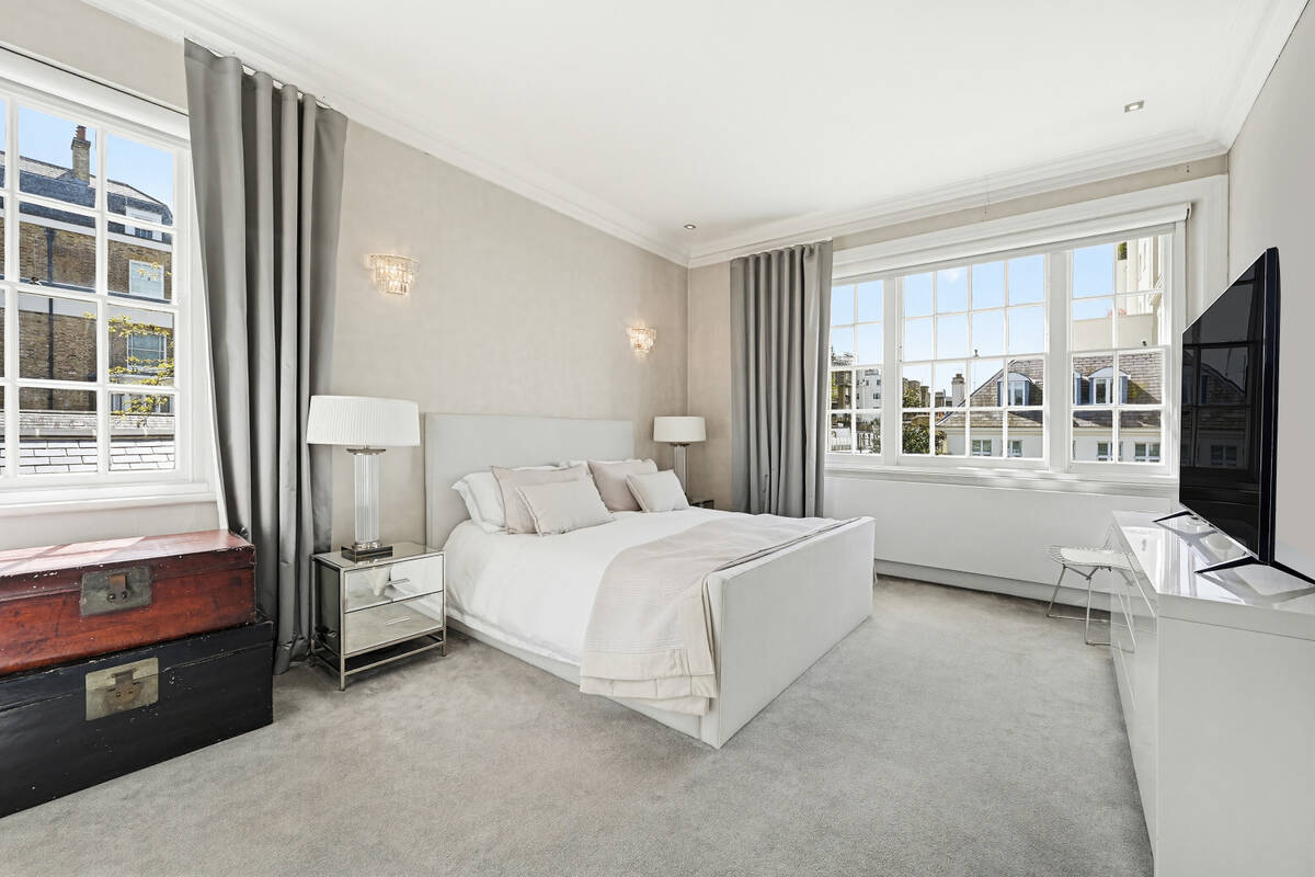 Photo #10 of the Eaton Place, London, SW1X