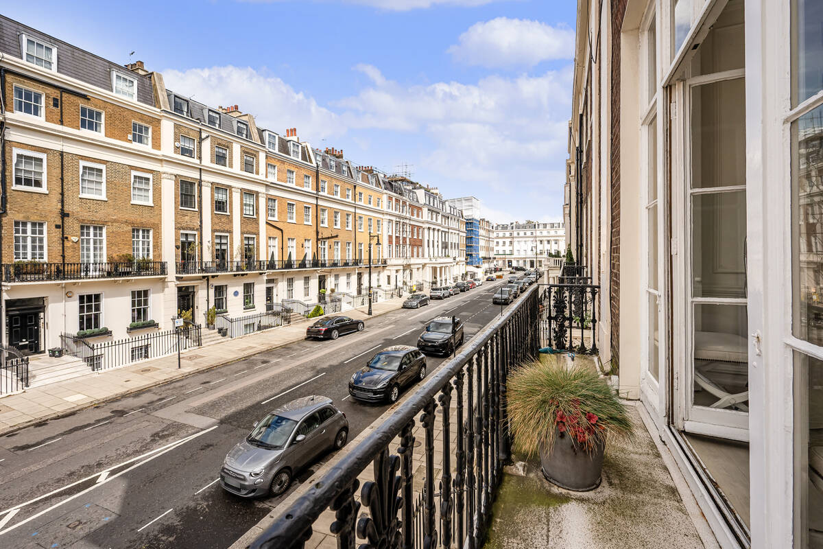 Photo #15 of the Eaton Place, 34 Eaton Place, SW1X