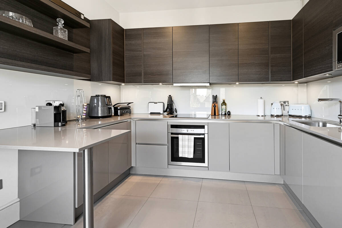 Photo #3 of the Phillimore Place, London, W8