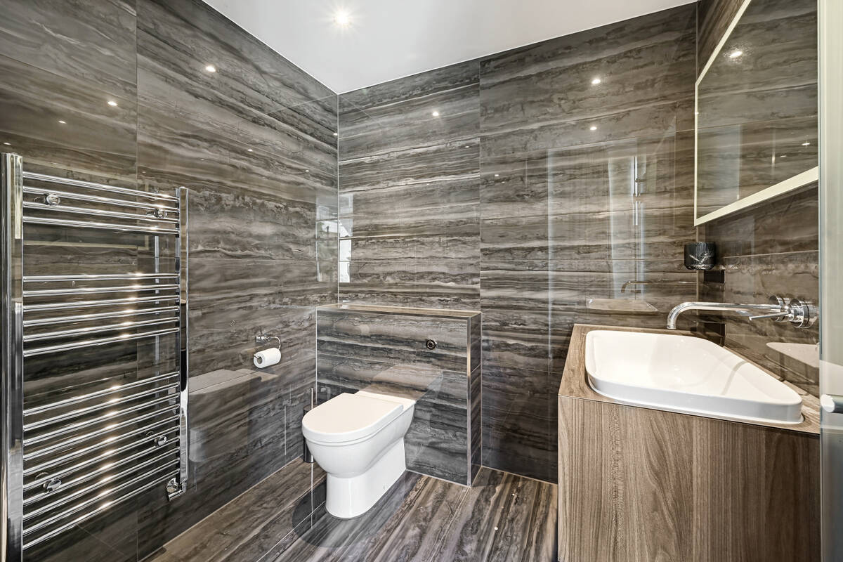 Photo #8 of the Phillimore Place, London, W8