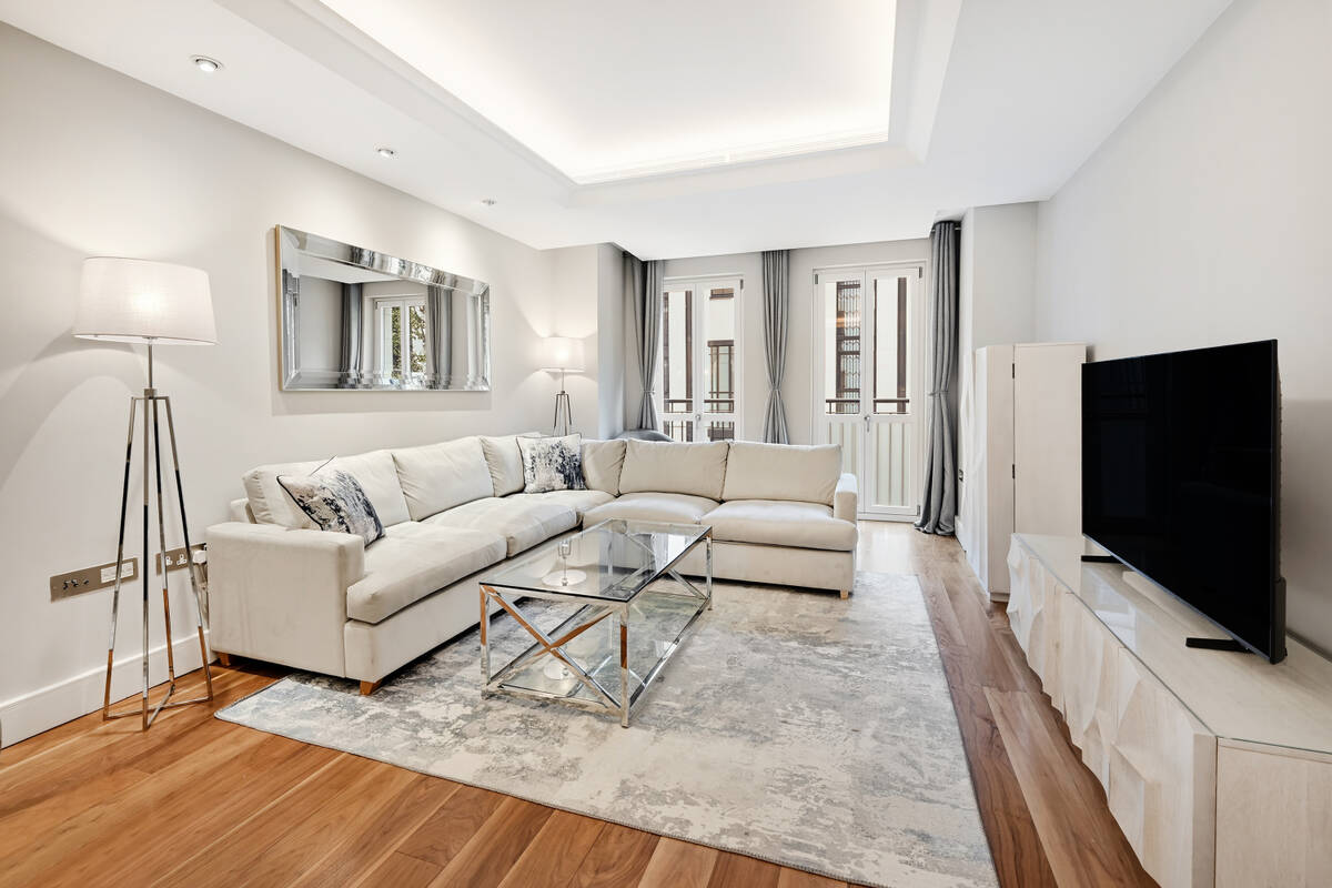 Photo #1 of the Lancelot Place, London, SW7