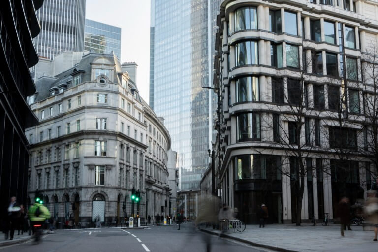 london street mansion